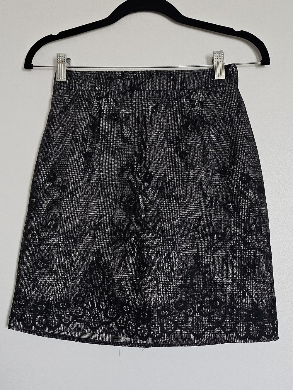 Rienda Gyaru Japan Fashion Grey And Black Lace High Waist Pencil Skirt